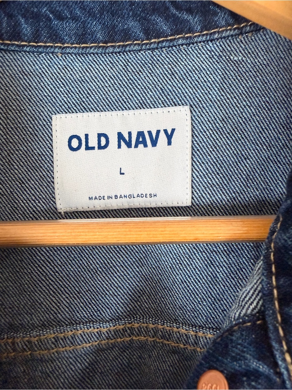 Old Navy Dark Wash Denim Trucker Jacket Women’s Large Button Front Classic - Picture 3 of 7